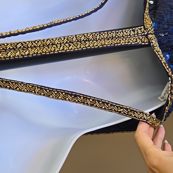 Niteline - Size 2 _ Glamours and Classy beaded and sequined...party ready EUC - Picture 10 of 16